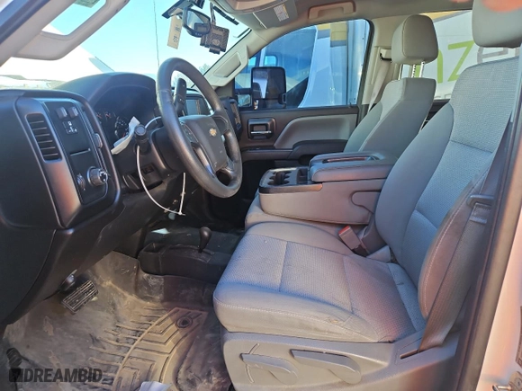2016 Chevrolet Silverado 3500HD Work Truck with VIN 1GC4KYC8XGF138325, listed as a Copart auction lot 42076055 with 152,957 mi miles and Salvage Title. Bid and sale history available at carsss.com. Image 7.