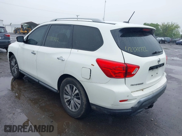 2017 Nissan Pathfinder SV with VIN 5N1DR2MN3HC625541, listed as a IAAI auction lot 42372722 with 225,329 mi miles and . Bid and sale history available at DreamBid. Image 3.