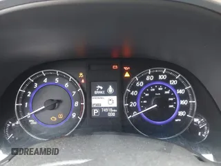 2016 Infiniti QX70 z VIN JN8CS1MU8GM671269, wystawiony jako IAAI lot #42467096 z przebiegiem 74 918 mil mil oraz . Historia ofert i sprzedaży dostępna na DreamBid. Obrazek 7.