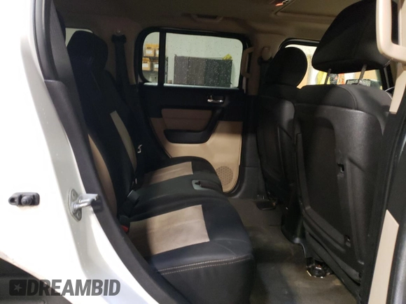 2007 Hummer H3 SUV with VIN 5GTDN13E078156947, listed as a Copart auction lot 53862914 with 166,532 mi miles and Salvage Title. Bid and sale history available at carsss.com. Image 10.