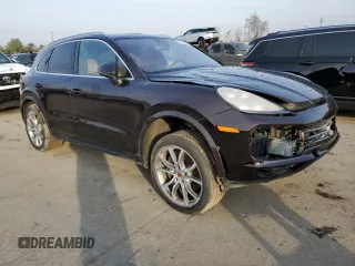 2019 Porsche Cayenne S z VIN WP1AB2AY3KDA61528, wystawiony jako Copart lot #43472285 z przebiegiem 64 972 mil mil oraz Szkoda całkowita • Salvage title. Historia ofert i sprzedaży dostępna na DreamBid. Obrazek 4.