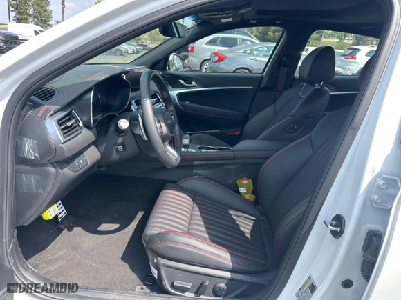 2025 Genesis G70 2.5T with VIN KMTG34SC6SU150230, listed as a Copart auction lot 51250155 with 739 mi miles and Clean Title. Bid and sale history available at carsss.com. Image 5.