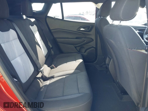 2024 Chevrolet Trax 1RS with VIN KL77LGE28RC201520, listed as a IAAI auction lot 41854028 with 20,737 mi miles. Bid and sale history available at carsss.com. Image 8.