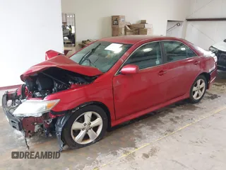 2011 Toyota Camry LE z VIN 4T1BF3EK6BU129712, wystawiony jako IAAI lot #42236451 z przebiegiem 205 126 mil mil oraz . Historia ofert i sprzedaży dostępna na DreamBid. Obrazek 2.