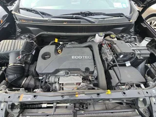 2020 Chevrolet Equinox LT с VIN 2GNAXJEVXL6235972, выставлен на аукционе IAAI как лот 42573207 с пробегом 28 685 миль миль и . История ставок и продаж доступна на DreamBid. Изображение 18.