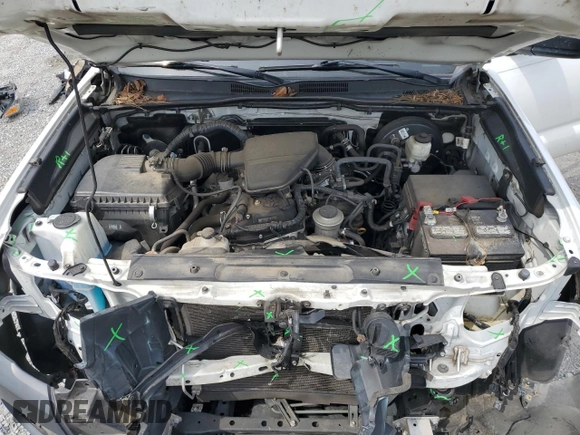2019 Toyota Tacoma SR with VIN 5TFSX5EN7KX068425, listed as a Copart auction lot 57580835 with 125,491 mi miles and Salvage title. Bid and sale history available at DreamBid. Image 11.
