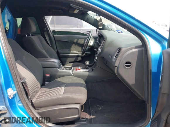 2019 Dodge Charger SXT with VIN 2C3CDXBG8KH510622, listed as a IAAI auction lot 41797611 with 113,024 mi miles. Bid and sale history available at carsss.com. Image 5.
