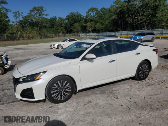 2024 Nissan Altima 2.5 SV with VIN 1N4BL4DV2RN340916, listed as a Copart auction lot 52529675 with 13,025 mi miles and Salvage Title. Bid and sale history available at carsss.com. Image 1.