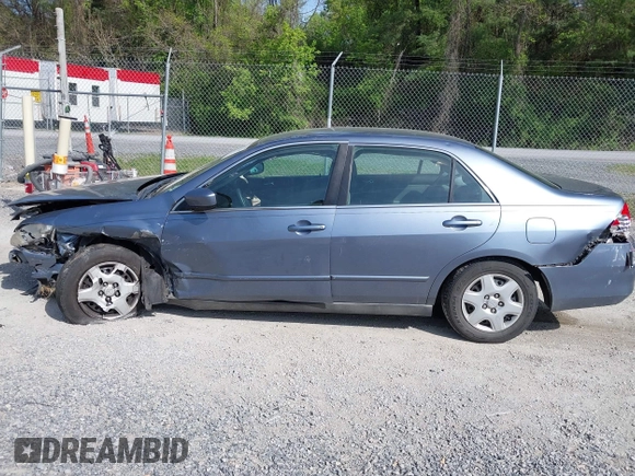 2007 Honda Accord LX z VIN 1HGCM56477A128749, wystawiony jako IAAI lot #42124244 z przebiegiem 224 288 mil mil oraz . Historia ofert i sprzedaży dostępna na DreamBid. Obrazek 14.