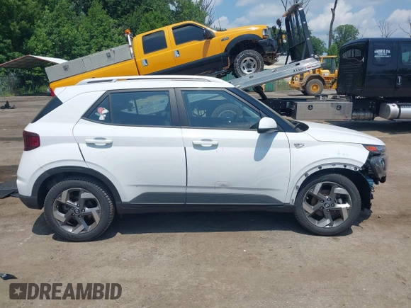 2022 Hyundai Venue SEL z VIN KMHRC8A33NU159516, wystawiony jako IAAI lot #42684907 z przebiegiem 13 674 mil mil oraz . Historia ofert i sprzedaży dostępna na DreamBid. Obrazek 14.