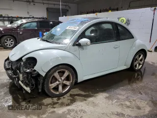 2010 Volkswagen New Beetle Coupe with VIN 3VWPG3AG0AM036337, listed as a Copart auction lot 86187544 with 156,052 mi miles and Salvage Title. Bid and sale history available at carsss.com. Image 1.