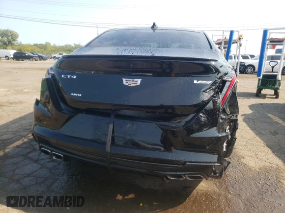 2022 Cadillac CT4-V z VIN 1G6DH5RL1N0114622, wystawiony jako Copart lot #71291434 z przebiegiem 26 872 mil mil oraz Nie do naprawy. Historia ofert i sprzedaży dostępna na DreamBid. Obrazek 6.