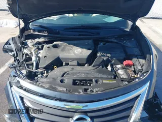 2015 Nissan Altima 2.5 S with VIN 1N4AL3AP0FC465917, listed as a IAAI auction lot 41650721 with 105,357 mi miles. Bid and sale history available at carsss.com. Image 10.