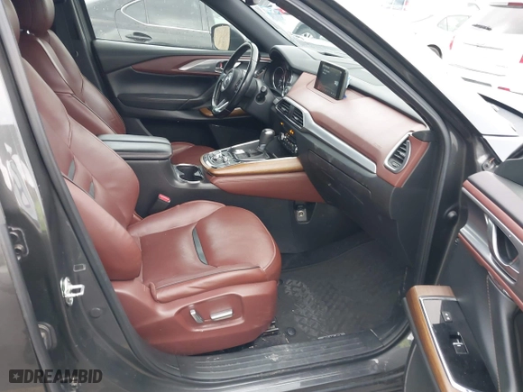 2016 Mazda CX-9 Signature with VIN JM3TCBEY9G0118547, listed as a IAAI auction lot 41500960 with 183,962 mi miles. Bid and sale history available at carsss.com. Image 5.