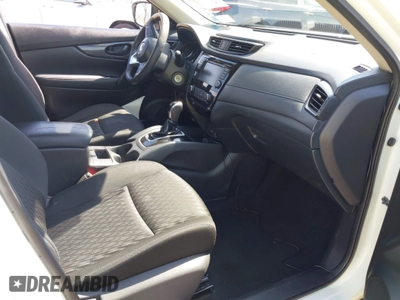 2019 Nissan Rogue SV with VIN KNMAT2MV2KP538352, listed as a IAAI auction lot 42036463 with 69,438 mi miles. Bid and sale history available at carsss.com. Image 5.