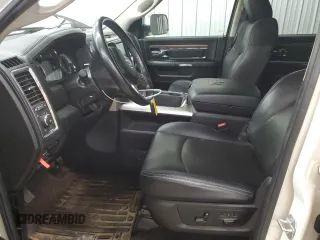 2016 Ram 1500 Laramie z VIN 1C6RR7VMXGS315525, wystawiony jako Copart lot #59046065 z przebiegiem 170 584 mil mil oraz Czysty tytuł • Clean title. Historia ofert i sprzedaży dostępna na DreamBid. Obrazek 7.