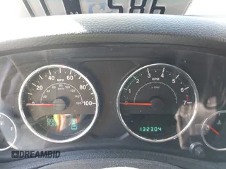 2013 Jeep Wrangler Sport с VIN 1C4AJWAGXDL538922, выставлен на аукционе IAAI как лот 41808264 с пробегом 132 304 миль миль и . История ставок и продаж доступна на DreamBid. Изображение 7.