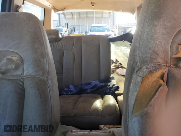 1999 Mercury Mountaineer z VIN 4M2ZU55P4XUJ36465, wystawiony jako Copart lot #88306585 z przebiegiem Nie podano mil oraz Szkoda całkowita • Salvage title. Historia ofert i sprzedaży dostępna na DreamBid. Obrazek 10.
