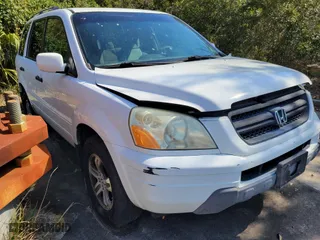 2004 Honda Pilot EX with VIN 2HKYF18404H549771, listed as a IAAI auction lot 41710359 with 1 mi miles. Bid and sale history available at carsss.com. Image 2.