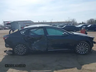 2017 Kia Cadenza Premium with VIN KNALC4J10H5061444, listed as a IAAI auction lot 41742307 with 97,266 mi miles. Bid and sale history available at carsss.com. Image 12.