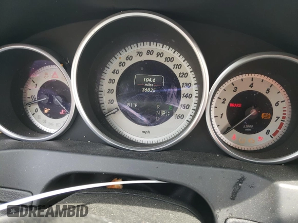 2015 Mercedes-Benz E 400 with VIN WDDKK6FFXFF295735, listed as a Copart auction lot 52134483 with 36,835 mi miles and Salvage title. Bid and sale history available at DreamBid. Image 9.