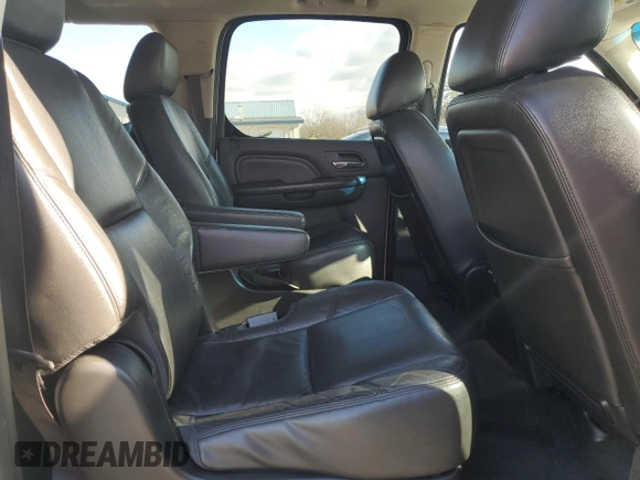 2012 Cadillac Escalade ESV Premium z VIN 1GYS4JEF6CR316609, wystawiony jako Copart lot #83081874 z przebiegiem 150 368 mil mil oraz Szkody całkowita. Historia ofert i sprzedaży dostępna na DreamBid. Obrazek 11.
