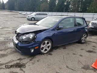 2010 Volkswagen GTI с VIN WVWED7AJ1AW295098, выставлен на аукционе Copart как лот 81900694 с пробегом 86 360 миль миль и Списание • Salvage title. История ставок и продаж доступна на DreamBid. Изображение 1.