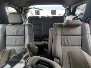 2024 Dodge Durango R/T Plus z VIN 1C4SDJCT5RC102950, wystawiony jako Copart lot #57061825 z przebiegiem Nie podano mil oraz Nie do naprawy • Non repairable. Historia ofert i sprzedaży dostępna na DreamBid. Obrazek 10.