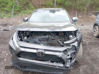 2022 Toyota RAV4 XLE with VIN 2T3W1RFV7NC187935, listed as a IAAI auction lot 41935287 with 74,351 mi miles. Bid and sale history available at carsss.com. Image 6.