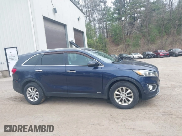 2016 Kia Sorento LX with VIN 5XYPGDA34GG054366, listed as a IAAI auction lot 42126008 with 218,148 mi miles. Bid and sale history available at carsss.com. Image 13.