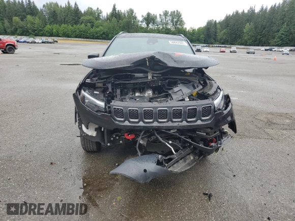 2023 Jeep Compass Trailhawk z VIN 3C4NJDDN9PT501952, wystawiony jako Copart lot #58842985 z przebiegiem Nie podano mil oraz Szkoda całkowita • Salvage title. Historia ofert i sprzedaży dostępna na DreamBid. Obrazek 5.