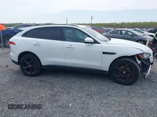 2020 Jaguar F-Pace 30t Prestige with VIN SADCK2GX7LA647309, listed as a IAAI auction lot 41929282 with 118,173 mi miles and . Bid and sale history available at DreamBid. Image 14.
