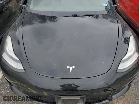 2020 Tesla Model 3 Standard Range Plus z VIN 5YJ3E1EA7LF614006, wystawiony jako Copart lot #53491465 z przebiegiem 51 170 mil mil oraz Czysty tytuł • Clean title. Historia ofert i sprzedaży dostępna na DreamBid. Obrazek 11.