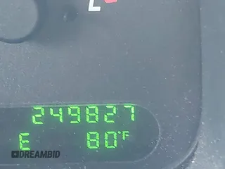 2002 Ford Explorer XLT with VIN 1FMZU63E02UC91029, listed as a IAAI auction lot 41903605 with 249,827 mi miles and . Bid and sale history available at DreamBid. Image 7.