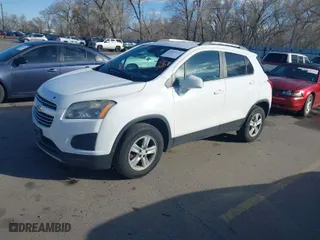 2016 Chevrolet Trax LT with VIN 3GNCJPSB6GL162818, listed as a IAAI auction lot 41957172 with 137,601 mi miles. Bid and sale history available at carsss.com. Image 2.