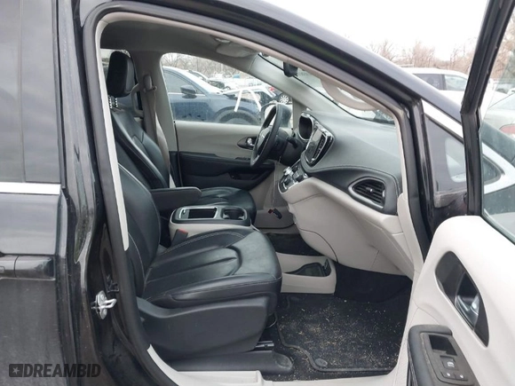 2023 Chrysler Pacifica Hybrid Touring L with VIN 2C4RC1L7XPR518209, listed as a IAAI auction lot 41038104 with 35,969 mi miles. Bid and sale history available at carsss.com. Image 5.