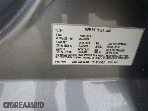 2025 Tesla Model Y Long Range with VIN 7SAYGDED7SF227582, listed as a Copart auction lot 47556595 with 5,340 mi miles and Salvage Title. Bid and sale history available at DreamBid. Image 13.