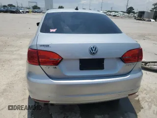 2013 Volkswagen Jetta SEL with VIN 3VWLX7AJ0DM361530, listed as a Copart auction lot 59305585 with Not provided miles and Salvage title. Bid and sale history available at DreamBid. Image 6.