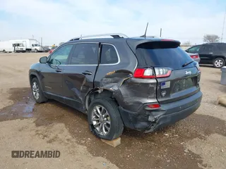 2019 Jeep Cherokee Latitude Plus with VIN 1C4PJLLB4KD403310, listed as a IAAI auction lot 41691832 with 72,398 mi miles. Bid and sale history available at carsss.com. Image 3.
