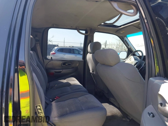 2003 Ford F-150 XLT with VIN 1FTRW07L33KA64046, listed as a IAAI auction lot 41754147 with Not Provided miles. Bid and sale history available at carsss.com. Image 8.