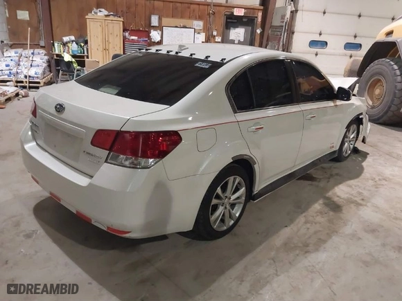 2013 Subaru Legacy 2.5i Limited with VIN 4S3BMBK60D3043140, listed as a IAAI auction lot 41422976 with 132,780 mi miles. Bid and sale history available at carsss.com. Image 4.