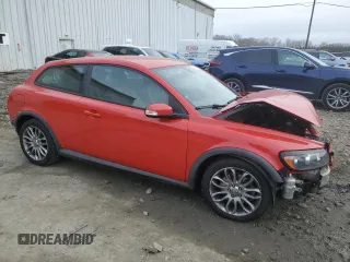 2009 Volvo C30 z VIN YV1MK672992142333, wystawiony jako Copart lot #47728015 z przebiegiem 110 622 mil mil oraz Szkoda całkowita • Salvage title. Historia ofert i sprzedaży dostępna na DreamBid. Obrazek 4.