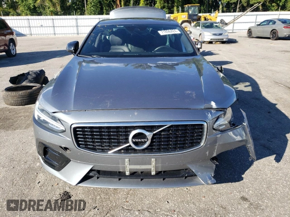 2020 Volvo S90 R-Design with VIN LVYA22MT0LP174296, listed as a Copart auction lot 71896424 with 43,633 mi miles and Salvage Title. Bid and sale history available at carsss.com. Image 5.