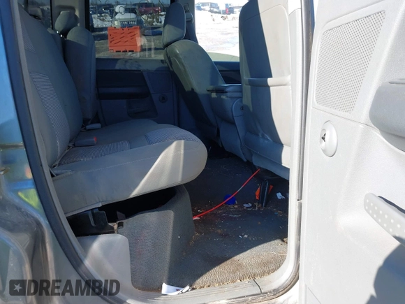 2007 Dodge 1500 SLT with VIN 1D7HU18207J523662, listed as a IAAI auction lot 41215939 with 250,725 mi miles. Bid and sale history available at carsss.com. Image 8.