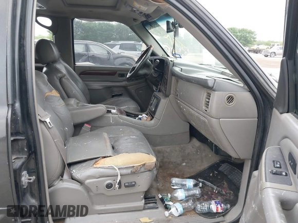 2005 Cadillac Escalade с VIN 1GYEK63N85R265787, выставлен на аукционе IAAI как лот 41924043 с пробегом Не указан миль и . История ставок и продаж доступна на DreamBid. Изображение 5.