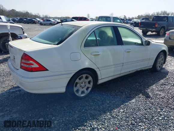 2005 Mercedes-Benz C 240 with VIN WDBRF61J25A701333, listed as a IAAI auction lot 41727842 with 219,135 mi miles and . Bid and sale history available at DreamBid. Image 4.