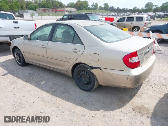 2004 Toyota Camry LE with VIN 4T1BE32K14U846576, listed as a IAAI auction lot 42086537 with 202,027 mi miles. Bid and sale history available at carsss.com. Image 6.