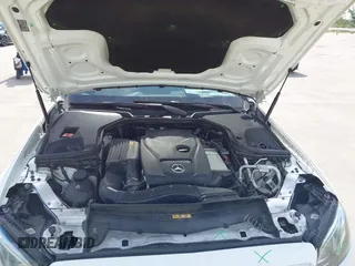 2019 Mercedes-Benz E 300 with VIN WDDZF4JBXKA504054, listed as a IAAI auction lot 42030792 with 81,080 mi miles and . Bid and sale history available at DreamBid. Image 10.