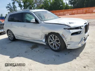 2025 BMW X7 xDrive40i z VIN 5UX23EM05S9W54965, wystawiony jako Copart lot #53542995 z przebiegiem 2 472 mil mil oraz Szkoda całkowita • Salvage title. Historia ofert i sprzedaży dostępna na DreamBid. Obrazek 4.