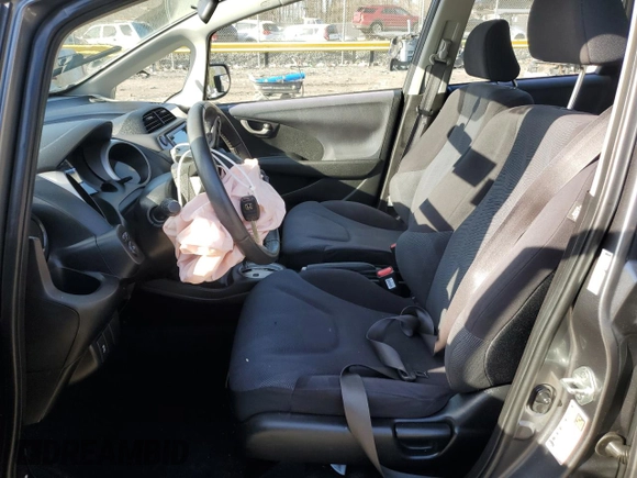 2011 Honda Fit Sport z VIN JHMGE8H63BC022548, wystawiony jako Copart lot #84765654 z przebiegiem 52 389 mil mil oraz Szkoda całkowita • Salvage title. Historia ofert i sprzedaży dostępna na DreamBid. Obrazek 7.